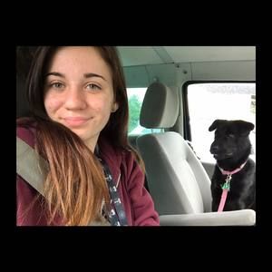 Meet your Posher, Caroline